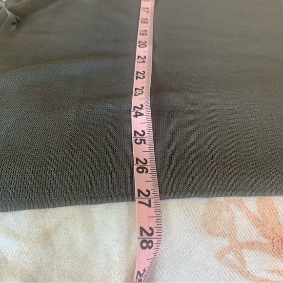 Luxury Escada Top. - Picture 7 of 9